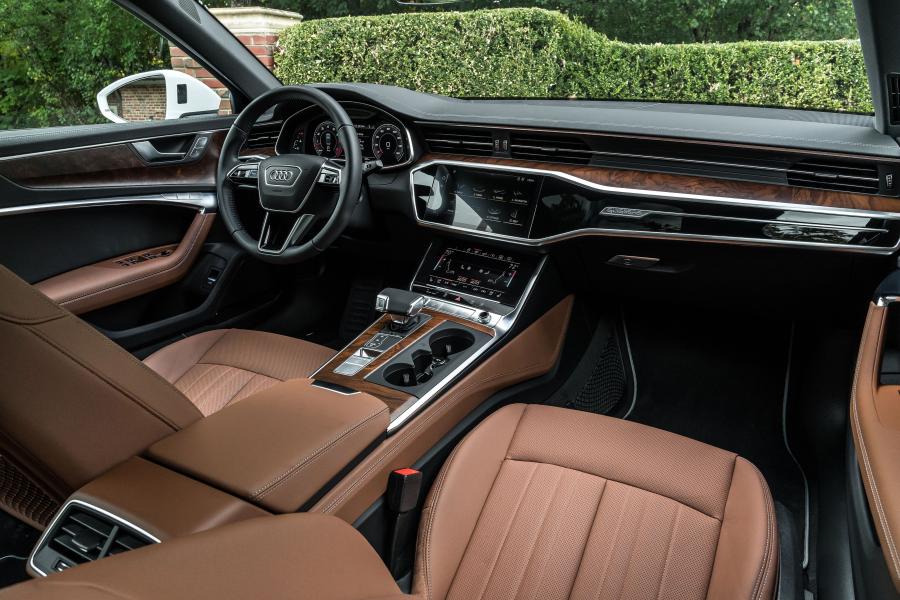 Торпедо Audi A6 3.0 TFSI Quattro S-Line (C8) 2018 года  (NA) (фото 3 из 40)